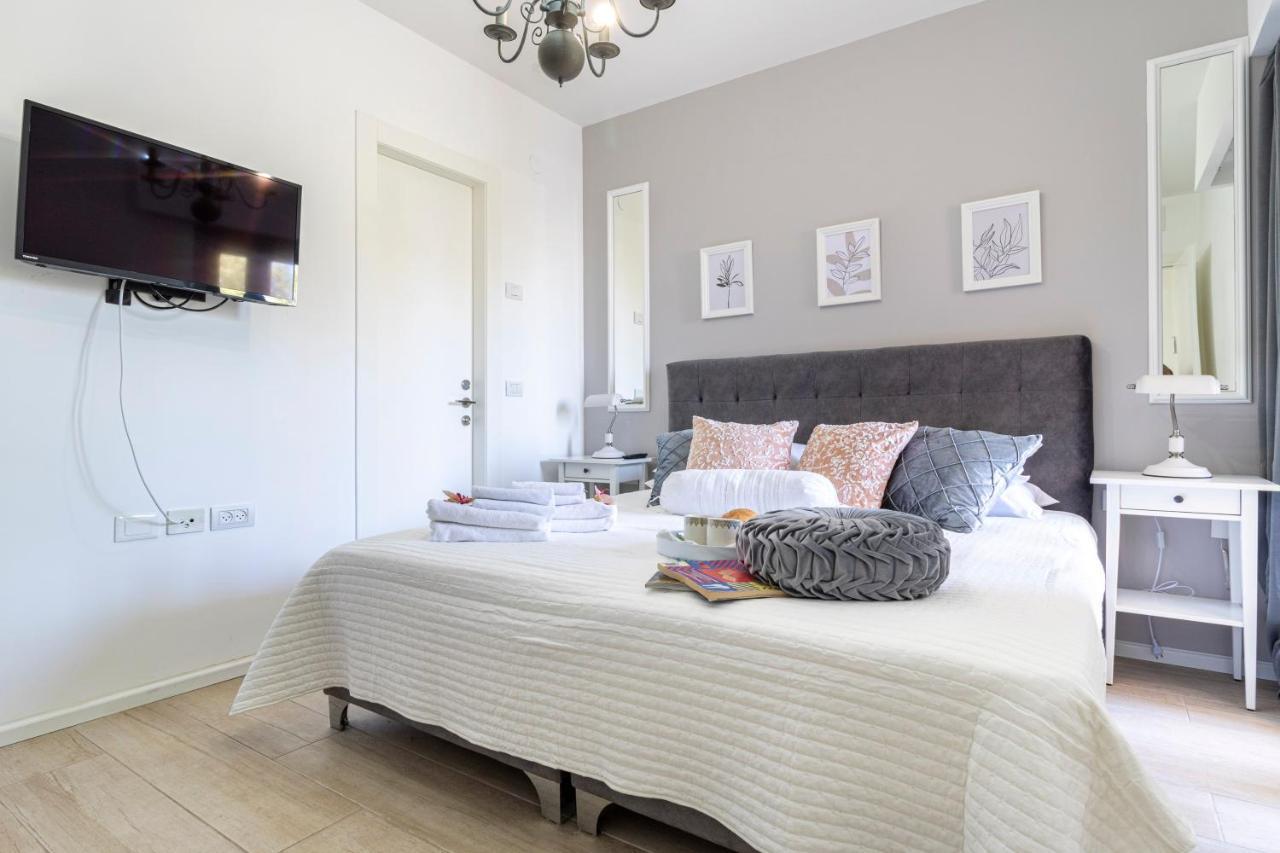 Luxury Three-Bedroom/Terrace Over Old City View Gerusalemme Esterno foto