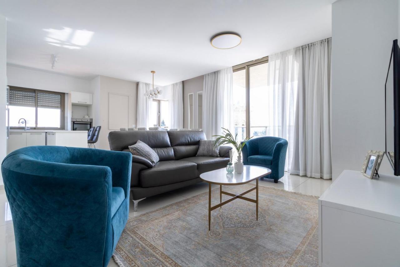 Luxury Three-Bedroom/Terrace Over Old City View Gerusalemme Esterno foto