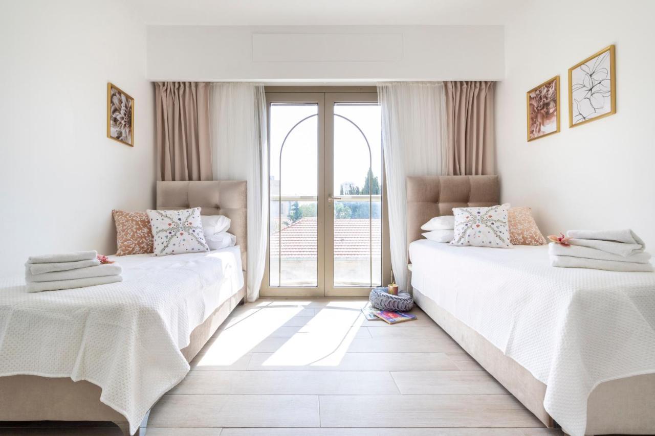 Luxury Three-Bedroom/Terrace Over Old City View Gerusalemme Esterno foto