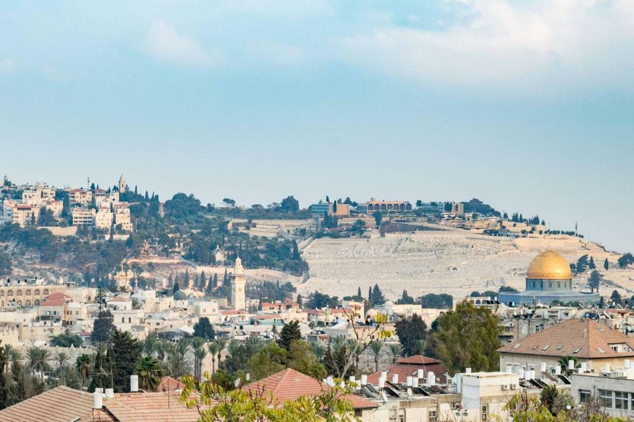 Luxury Three-Bedroom/Terrace Over Old City View Gerusalemme Esterno foto